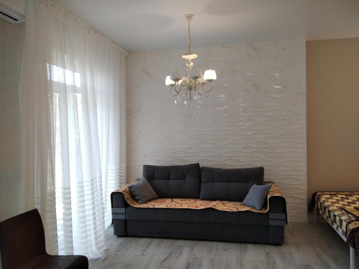 Appartement Korfu Next To The Beach And Sea à Odessa Extérieur photo